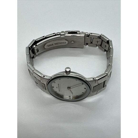 Skagen Classic 430SSXD Women\'s Silver Stainless Steel Analog Dial Watch JNA459 main image 9